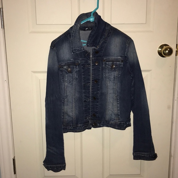 Jean jackets - Picture 1 of 1